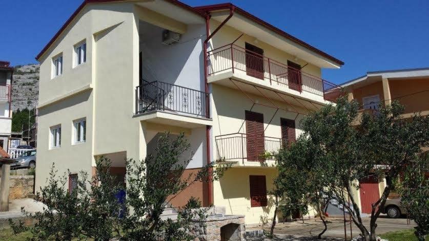 Jure Erceg Apartment Starigrad Paklenica Exterior foto